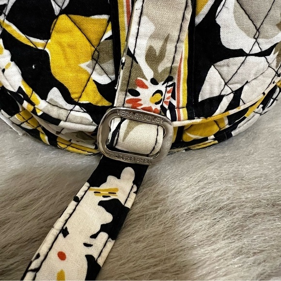 VERA BRADLEY Magnolia Little Lizzy Crossbody Black Yellow White - Picture 3 of 17